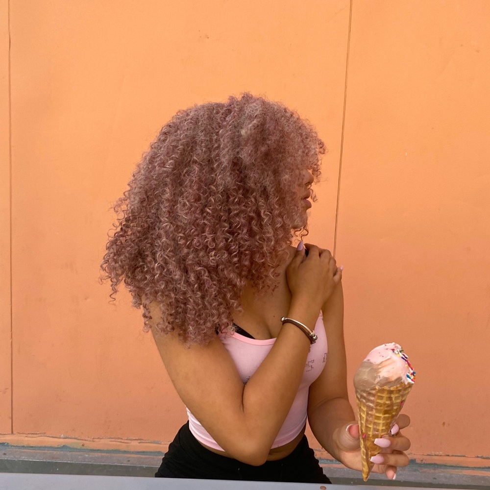 Meet your Posher, Destiny